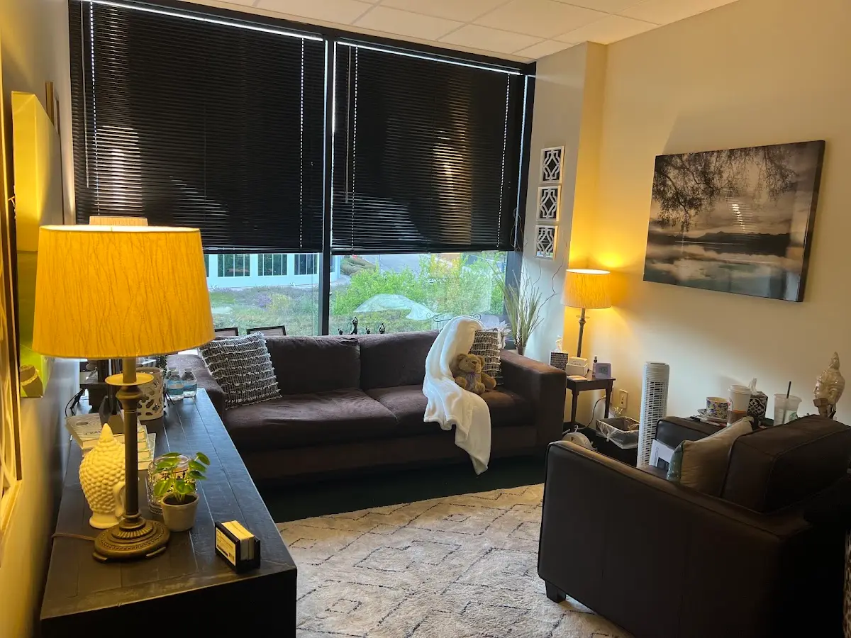 Elisabeth Caetano MFT — Psychotherapy in W Bernardo Dr, San Diego