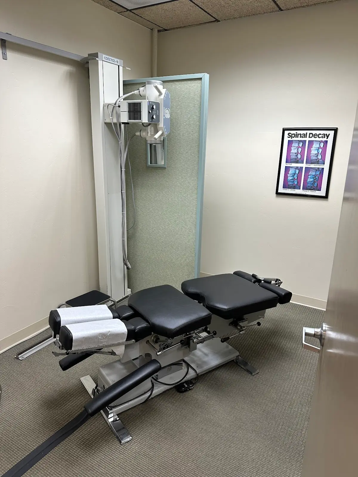 Greenlight Chiropractic & Wellness Lab: Rancho Bernardo — Massage Therapy in Rancho Bernardo Rd #205, San Diego