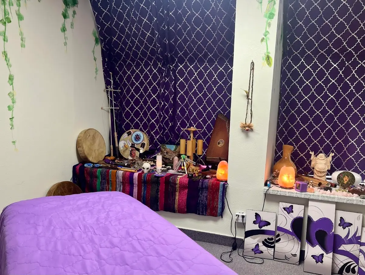 Royal Hummingbird Sacred Healing Arts — Sarabeth Sulio | Queen CordSlay AllDay — Reiki & Energy Medicine in Kearny Villa Rd STE 211, San Diego