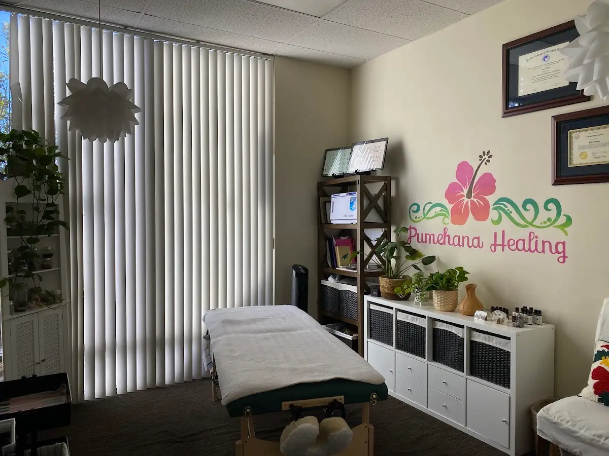 Yuyu Acupuncture — Acupuncture in Complex St, San Diego