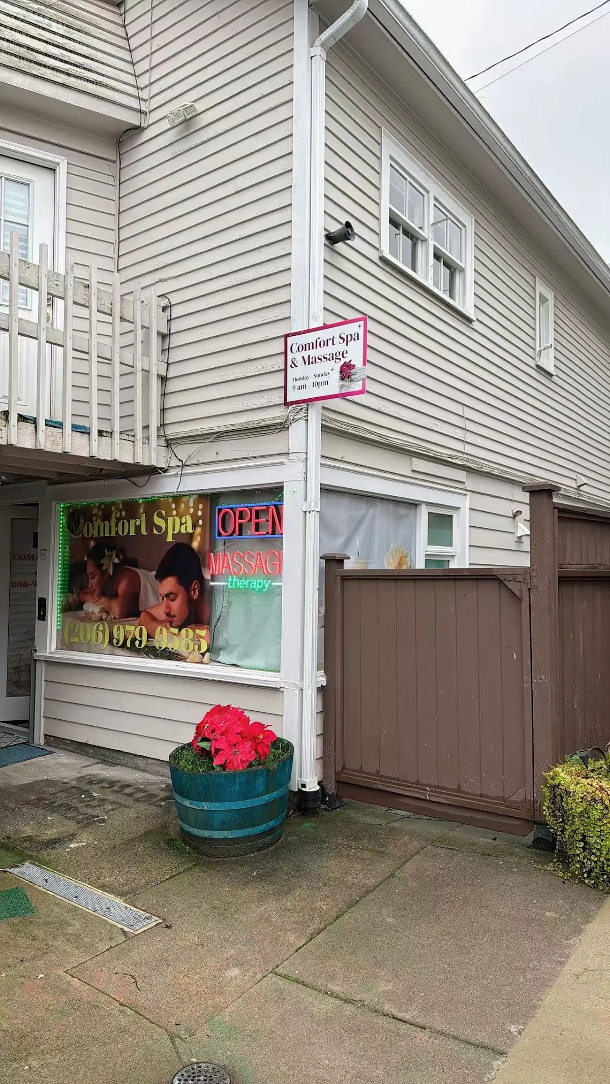 Comfort Spa and Massage — Massage Therapy in W Lynn St, Seattle