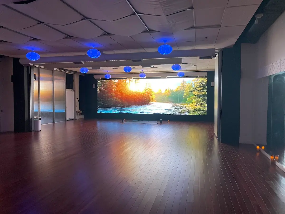 DRYP — Yoga, Tai Chi & Pilates in Lenora St Unit 128, Seattle