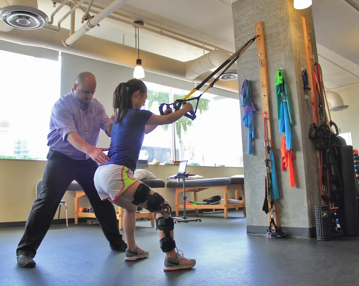GO PT (Physical Therapy) - South Lake Union — Physical & Rehabilitation Therapy in Yale Ave N, Seattle