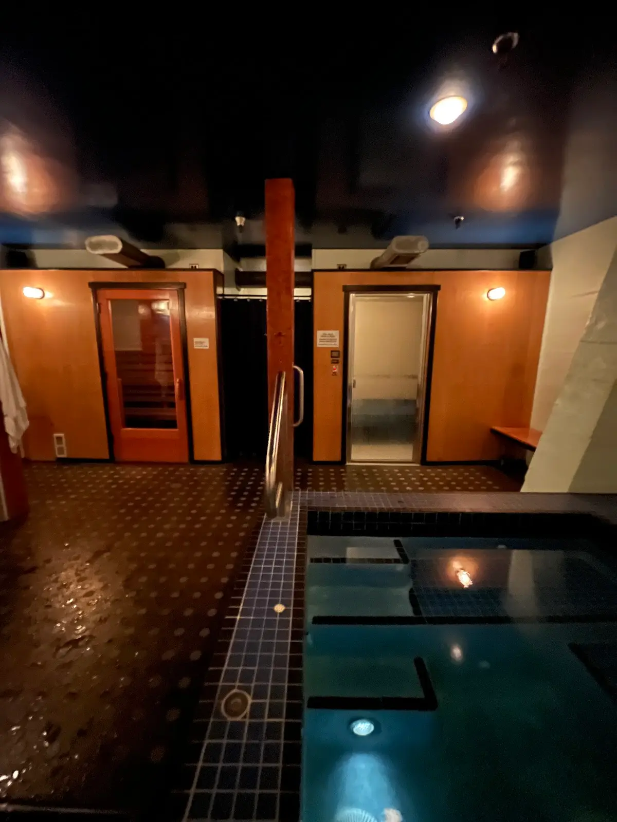 Hothouse Spa & Sauna — Massage Therapy in E Pike St Hh, Seattle