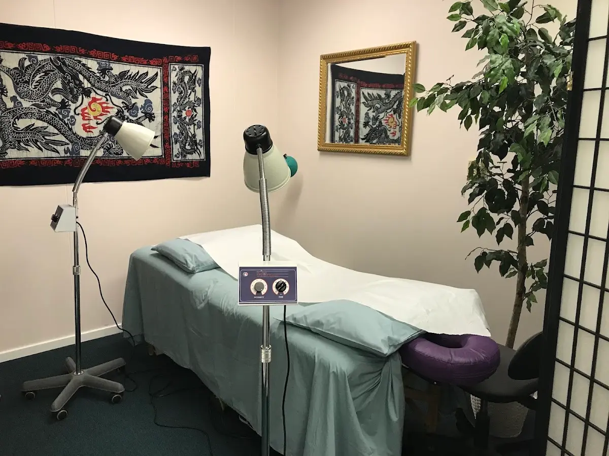 Integrated Oriental Medicine — Acupuncture in 5th Ave NE, Seattle
