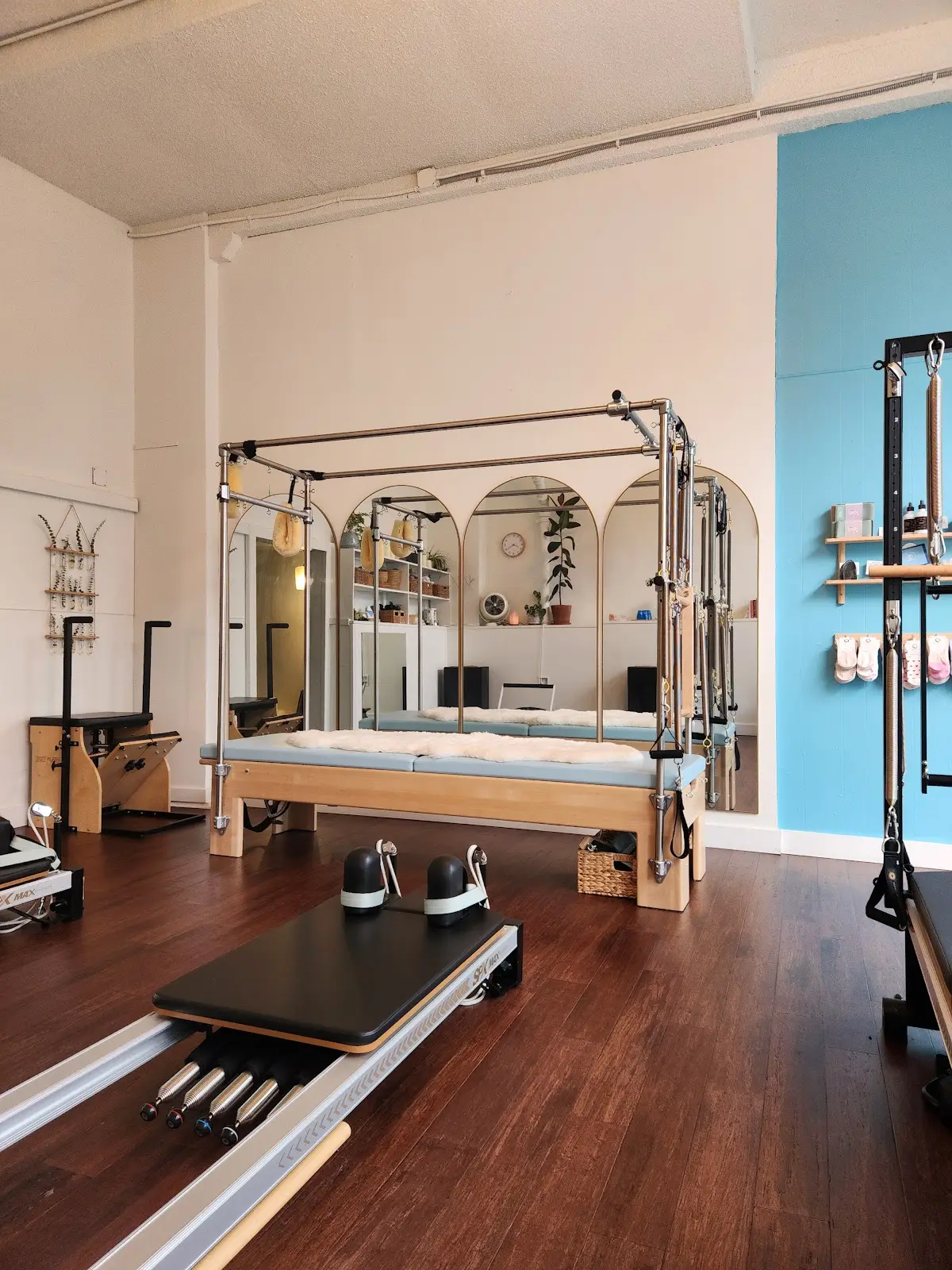 Lagom Studios — Yoga, Tai Chi & Pilates in SW Wildwood Pl, Seattle