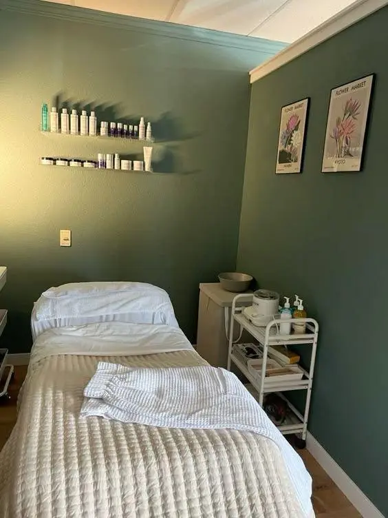 Majuri massage spa — Massage Therapy in W Valley Hwy, Seattle