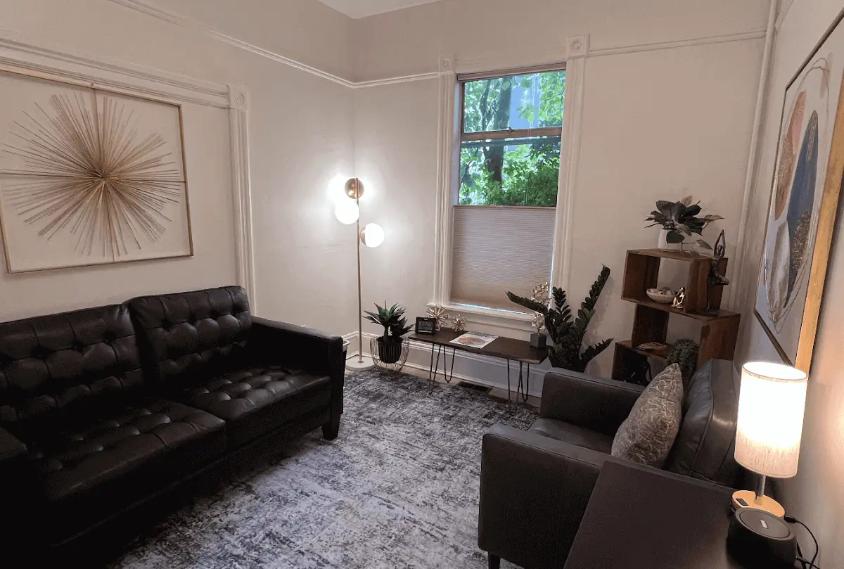 Meadowbrook Counseling — Psychotherapy in 28th Ave E, Seattle