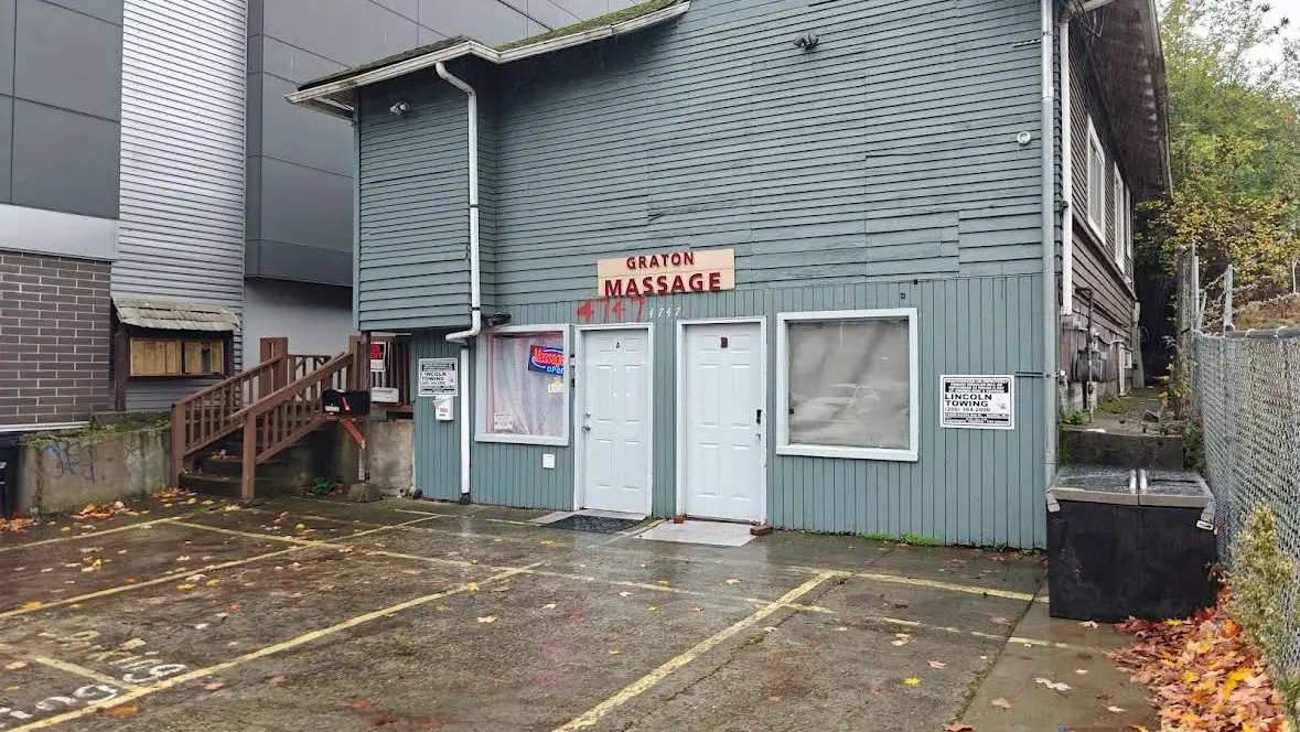 Osaka spa — Massage Therapy in Roosevelt Way NE, Seattle