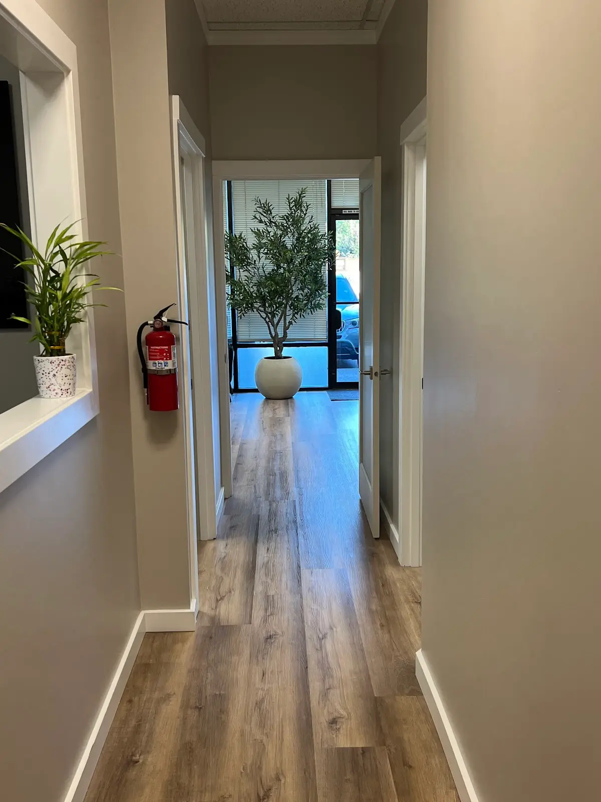 SOUTHCENTER CHIROPRACTIC Disc & Injury — Massage Therapy in Strander Blvd, Seattle