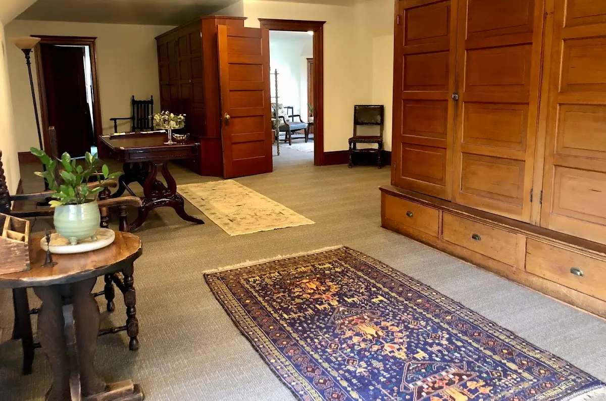 Studio Saudade, SPC | Certified Mental Health & Wellness Coaching - Grief & Trauma Support — Counsellors & Mentors in Arbor Space Office Building, Seattle